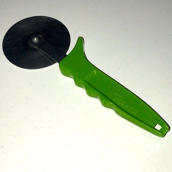 Vintage Travco Pizza Slicer - Picture 2 of 6